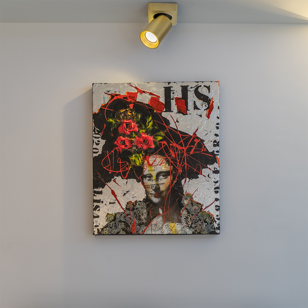 sfeerfoto opbouwspot MEGANO1 mat goud Artdelight